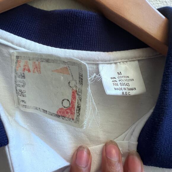 Vintage Cowboys Men's White Abstract Print Polo True Fan Short Sleeve Size M - Picture 3 of 6